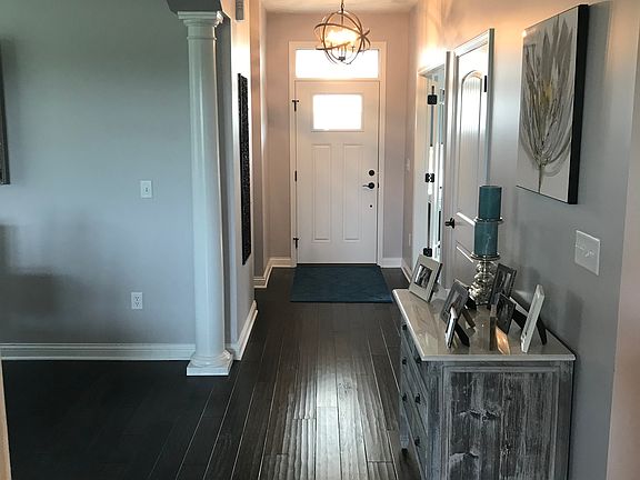 Entry way