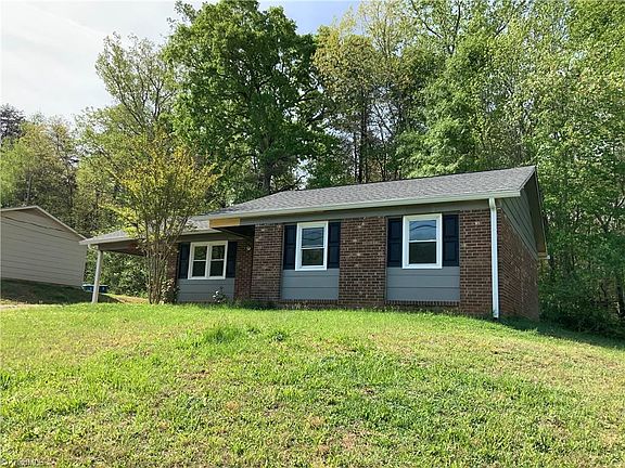 2nd image of 220 Mountview Dr