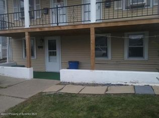 136-138 Bellman St, Throop, PA 18512