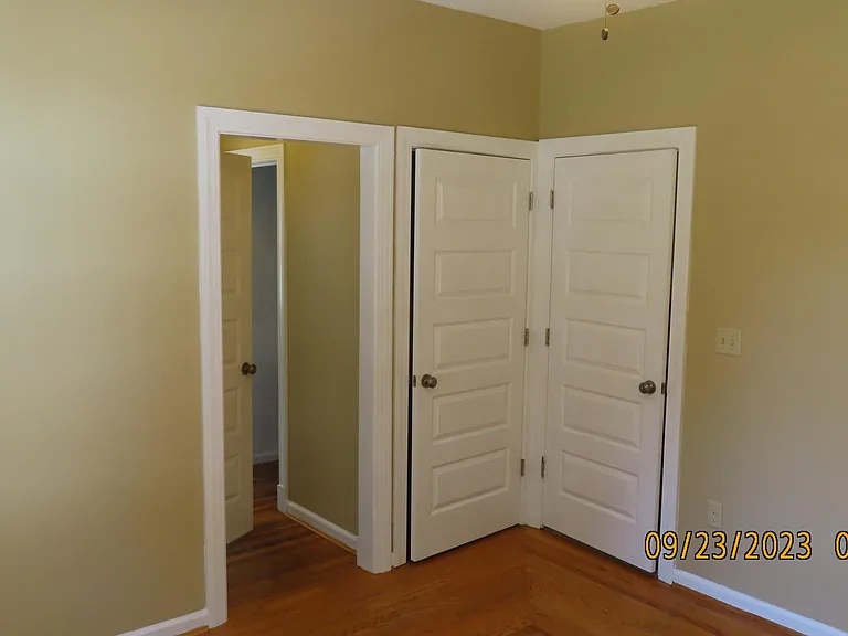10501 Persimmon Grove Pike — Photo 3