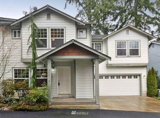 3421 159th St SW #11, Lynnwood, WA 98037