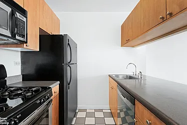 Rented by Brown Harris Stevens