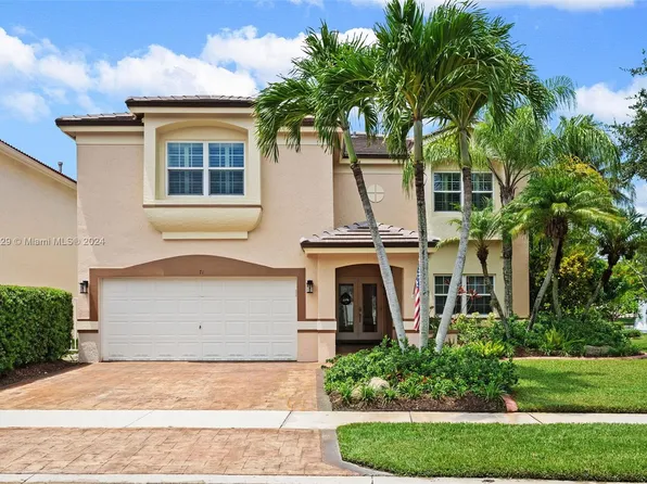 71 Gables Blvd, Weston, FL 33326