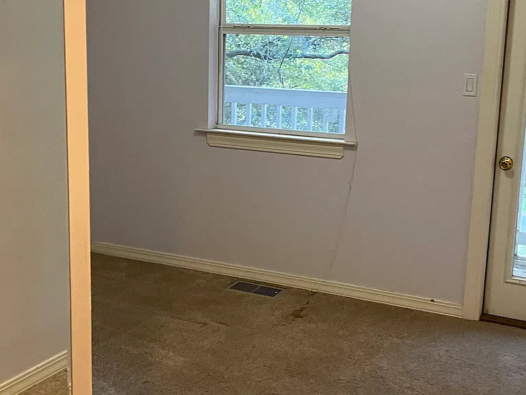 150 Nancy Claire Ln — Photo 12