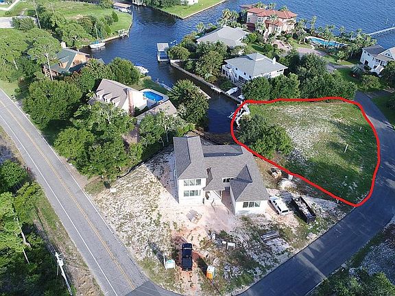 2nd image of 4719 Soule Pl