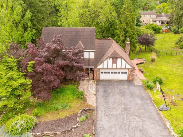 75 Spencer Pl, Lewisburg, PA 17837