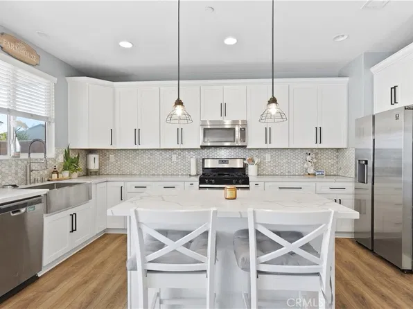 34900 Old Vine Ct, Winchester, CA 92596