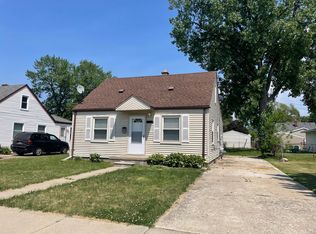 26800 Chippendale St, Roseville, MI 48066