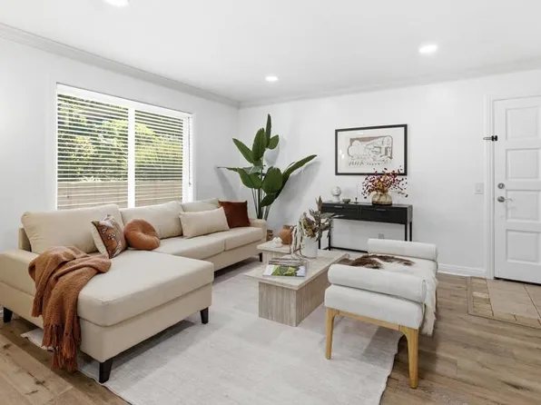 7003 Saranac Street #103, San Diego, CA 92115