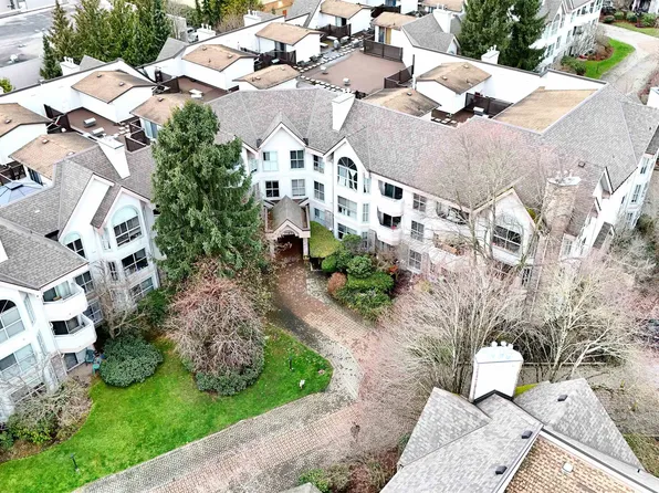 7161 121st St #222, Surrey, BC V3W 1G8