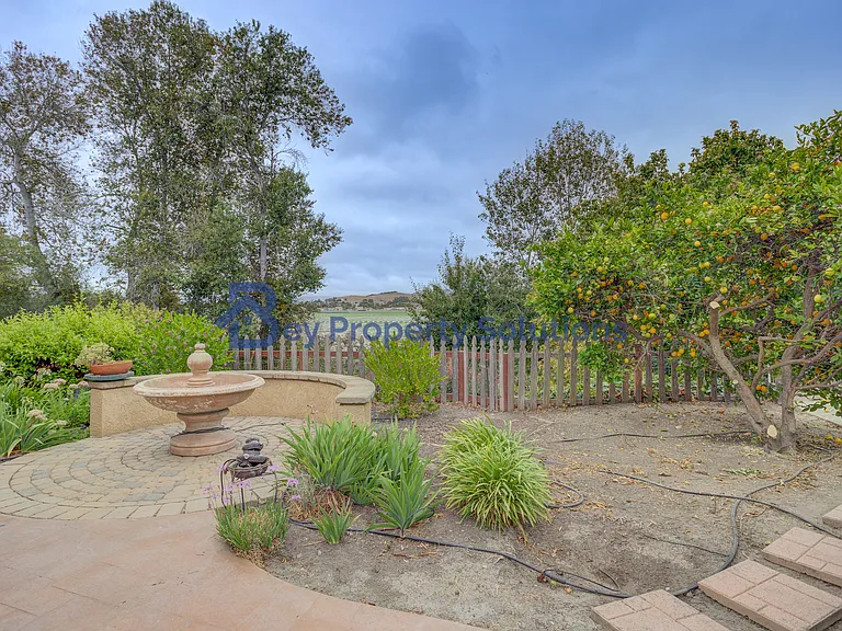 599 Woodland Dr — Photo 55