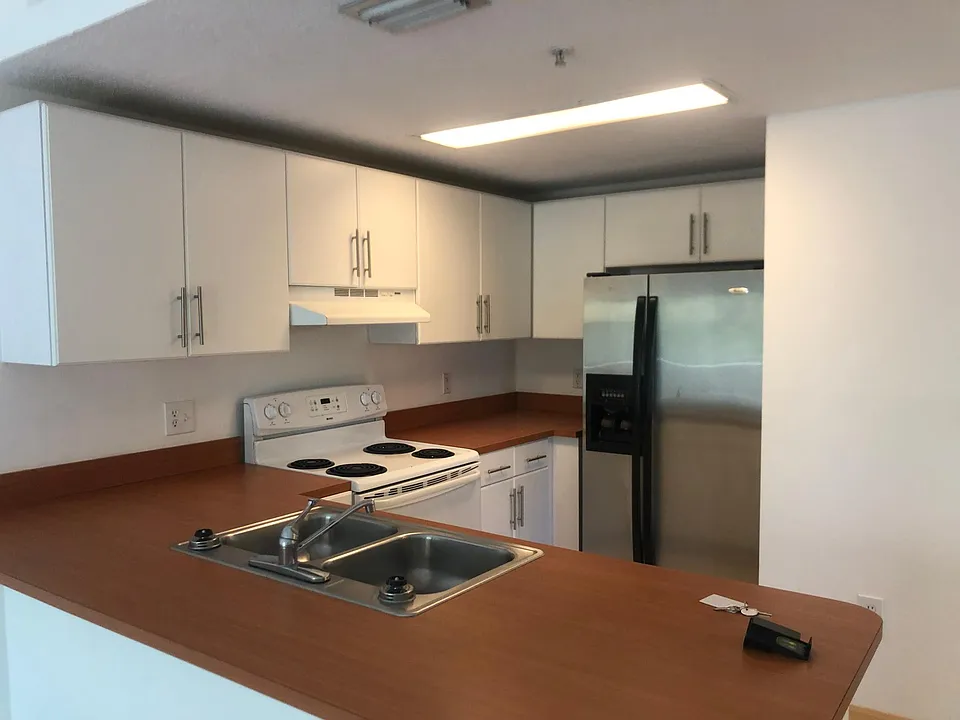 3410 Coral Way #208