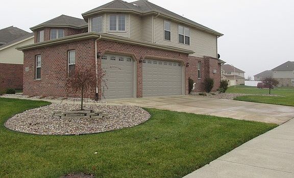 3rd image of 21126 Vivienne Dr