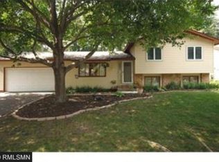 6855 Norwood Ln N, Maple Grove, MN 55369