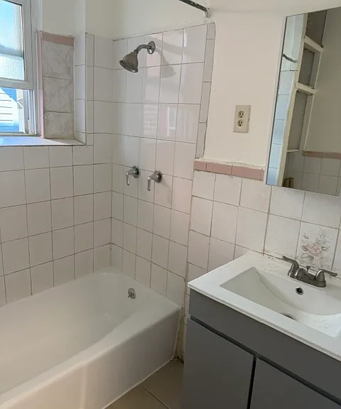 222 Hamilton Ave #1 — Photo 8