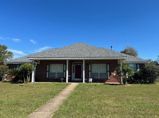 8202 Woodstone Dr, Semmes, AL 36575