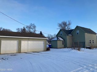 38 W William St, Hazel, SD 57242
