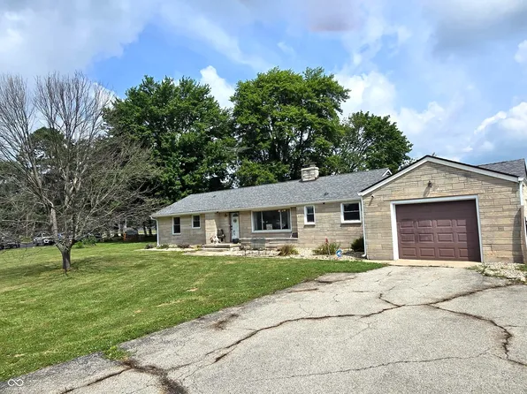 712 E Main St, Milroy, IN 46156
