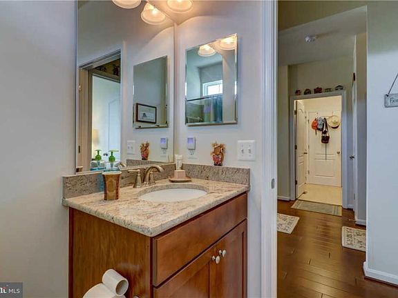 5th image of 12183 Spicer Creek Ave