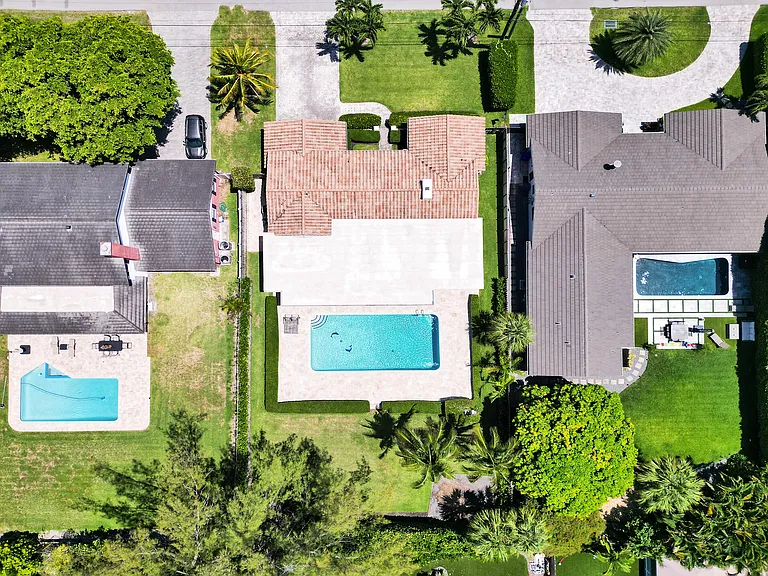 248 Codrington Dr — Photo 97