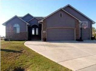 132 N Longhorn Ct, Clearwater, KS 67026
