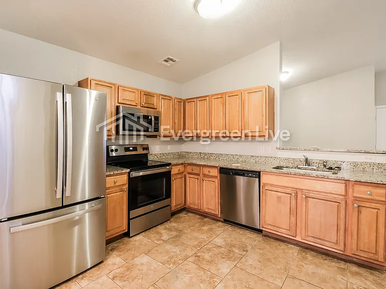 14913 Madder Dr — Photo 8