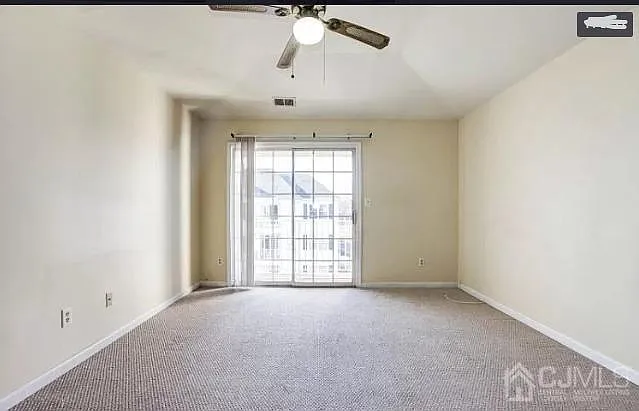 1335 Waterford Dr — Photo 10