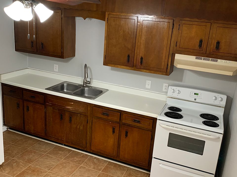 Hugh Light-filled kitchen. So much storage.