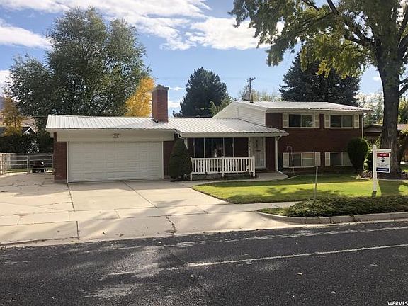 4th image of 379 Greenwood Dr