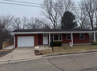 205 Edgewood Dr, Marietta, OH 45750