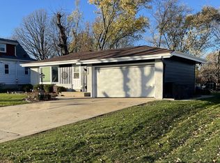 1800 Drexel Blvd, South Milwaukee, WI 53172