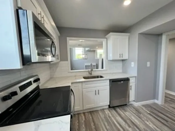 14 S 4th St #301, Emmaus, PA 18049