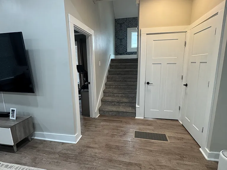 1351 S East St — Photo 8