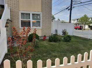 319 Finley Ave, Staten Island, NY 10306