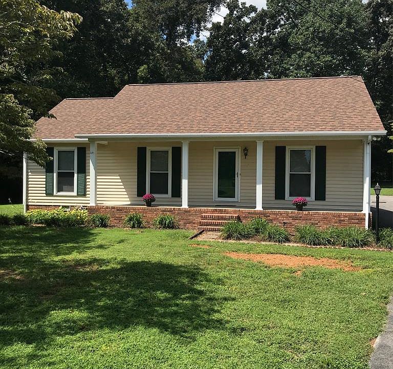 2nd image of 2863 Oak Park Dr