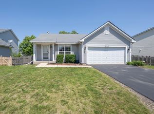 2027 Matthew Dr, Montgomery, IL 60538