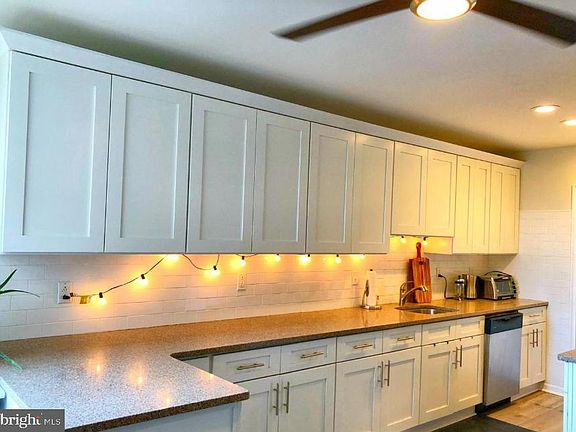 3rd image of 2601 Pennsylvania Ave APT 641