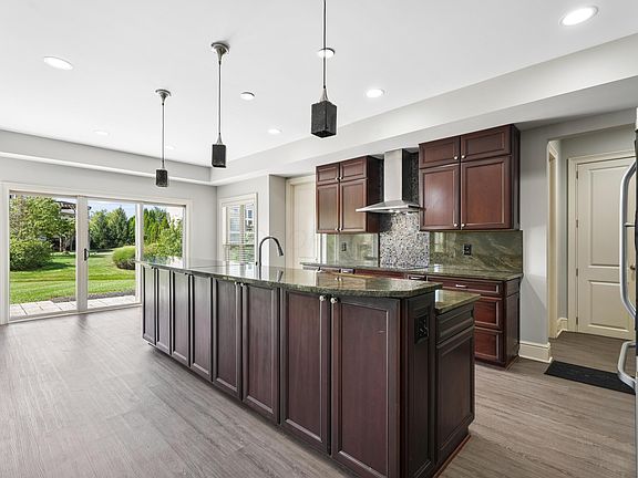 5th image of 4558 Hirth Hill Rd E