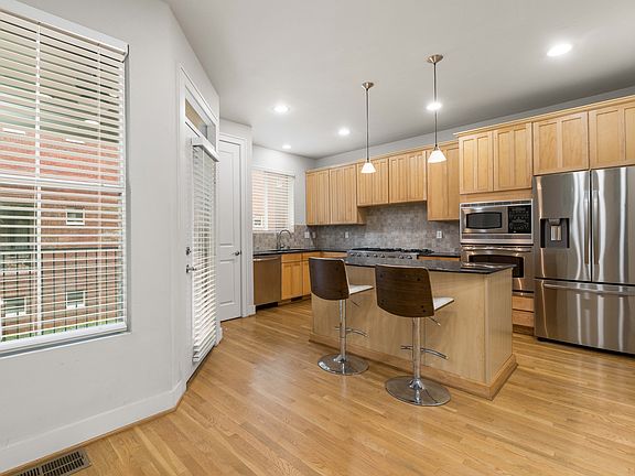 5th image of 4239 Rawlins St APT 7