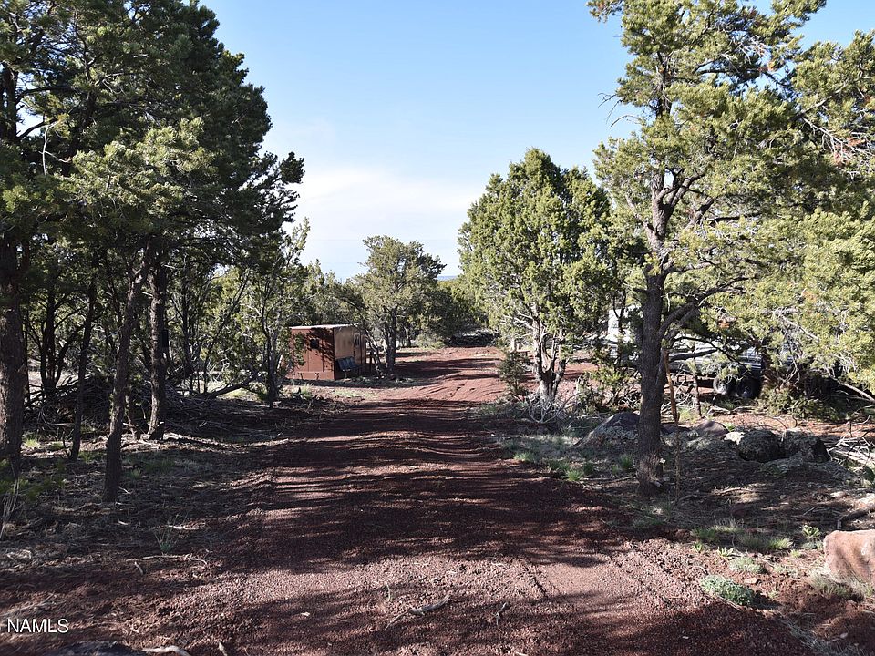 1st image of 1419 W Maverick Ln