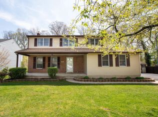 2100 Williamsburg Ct, Wilmington, DE 19810