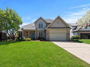 2265 Nordic Ct, Aurora, IL 60504