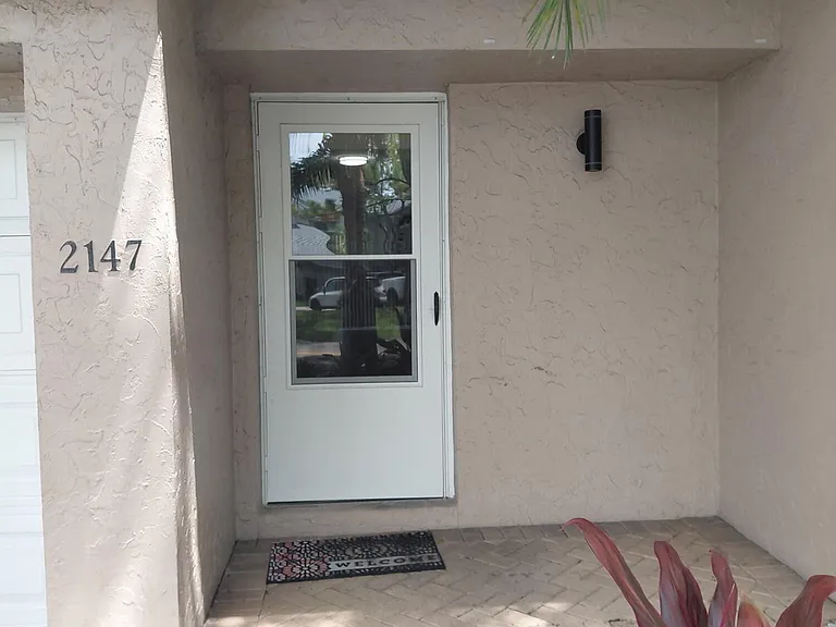 2147 Discovery Cir W — Photo 4