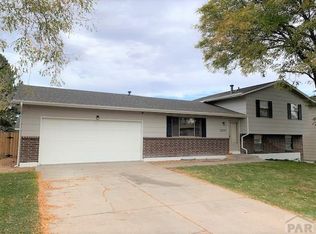 2227 Norman Ln, Pueblo, CO 81005