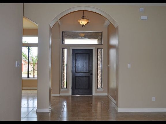 3rd image of 2722 Maria Luiza Dr