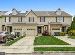 16 Camino Ct, Sicklerville, NJ 08081