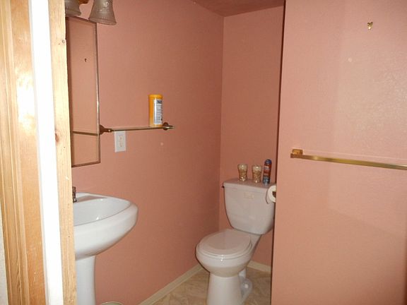 4th image of 1927 10th St