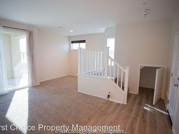2nd image of 4060 Boulder Dr