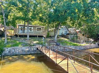 133 Triplex Dr, Sunrise Beach, MO 65079
