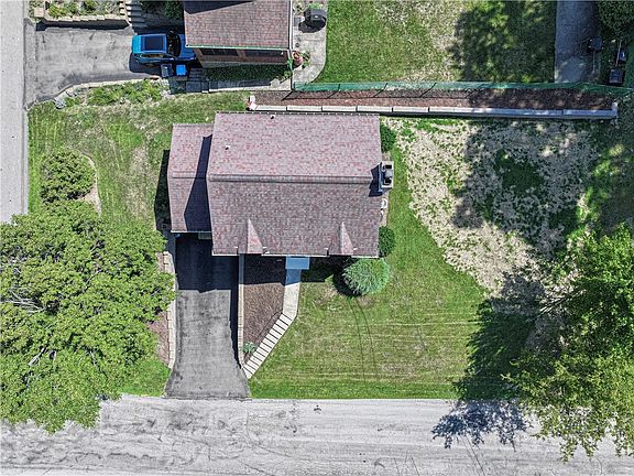 4th image of 2418 Orlando Pl